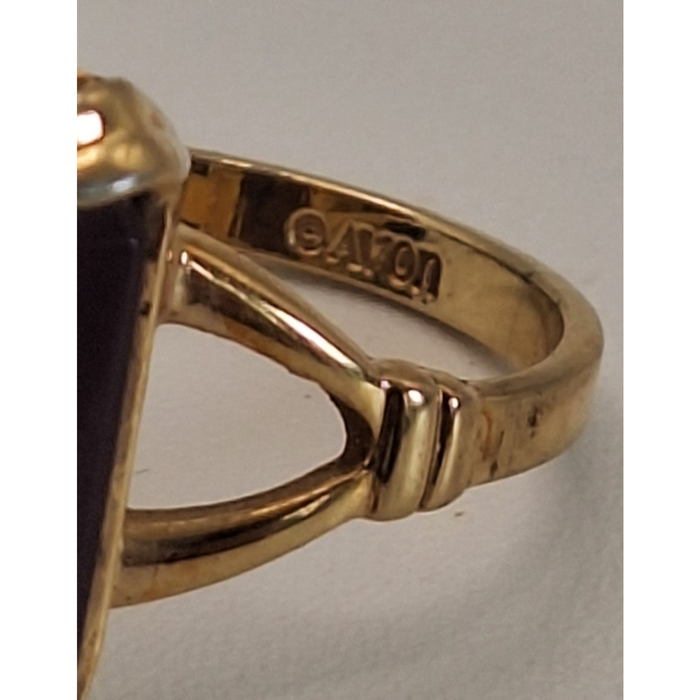 Vintage 1978 Avon Smoky Lustre Ring Faux Topaz Purple Brown Glass Size 7.5 - Picture 5 of 8